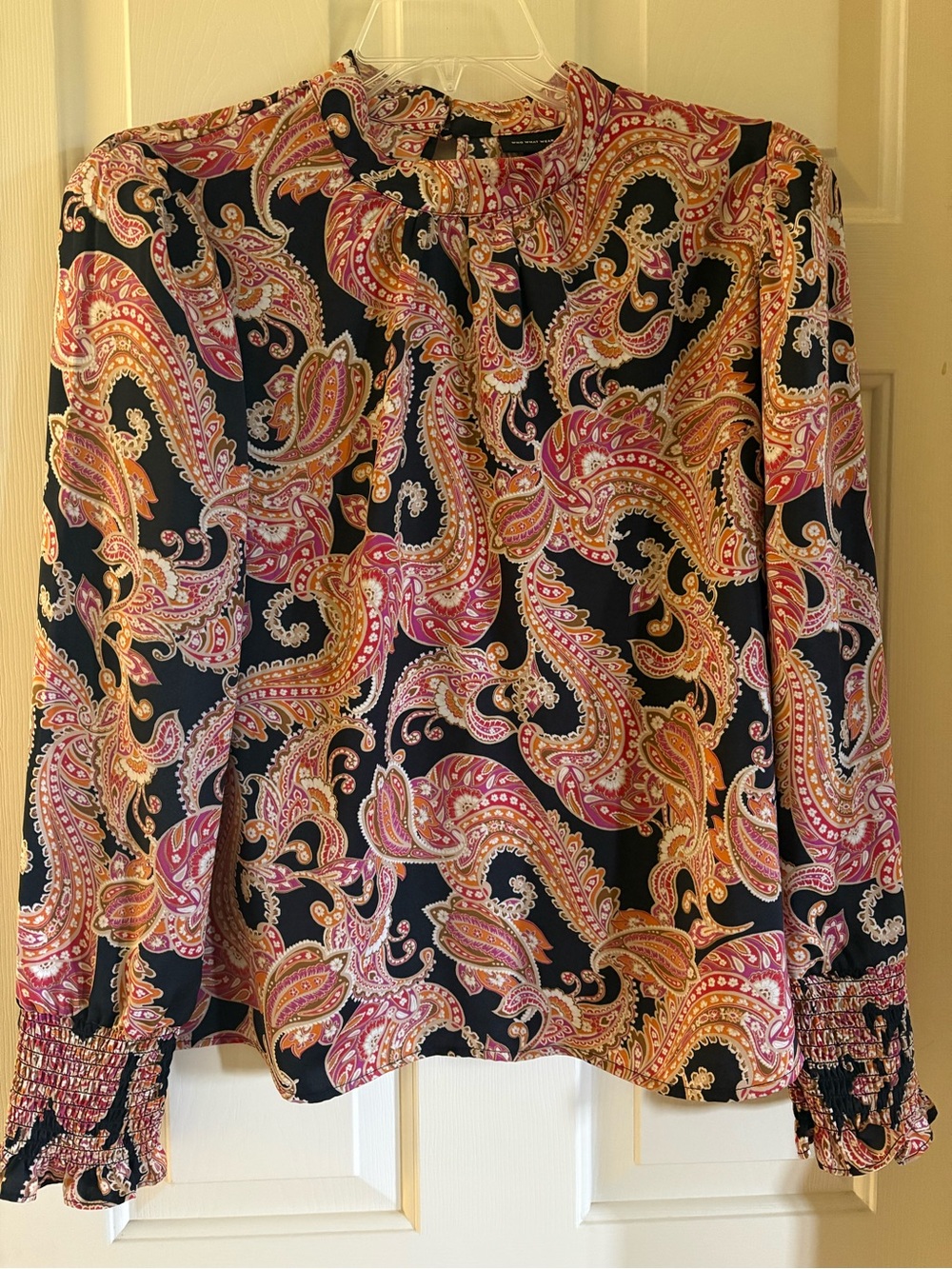Who What Wear Size XL Black Blouse with Paisley Print in Orange & Pink